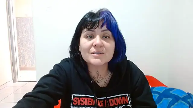 vaholiver online show from June 21, 2026, 3:58 pm