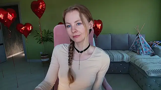 Cuddle Cat online show from May 31, 2026, 5:26 am