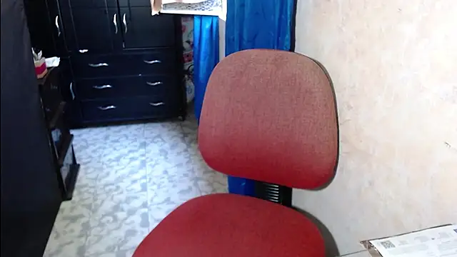 Barbiegomez online show from September 9, 2025, 3:33 pm