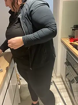 sweeti Em online show from January 10, 2026, 5:37 pm