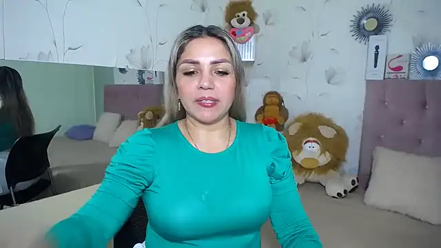 Snapshot of cum_bigass chatting on February 26, 2025, 12:14 pm cum bigass online show from February 26, 2025, 12:14 pm