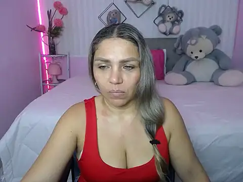 Snapshot of cum_bigass chatting on May 7, 2026, 12:10 pm cum bigass online show from May 7, 2026, 12:10 pm