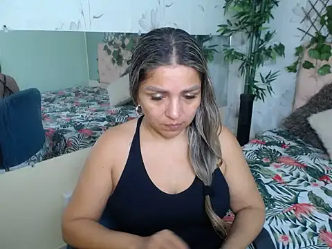 Snapshot of cum_bigass chatting on May 9, 2026, 12:21 pm cum bigass online show from May 9, 2026, 12:21 pm