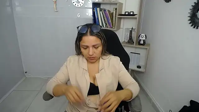 Snapshot of cum_bigass chatting on May 25, 2026, 12:22 pm cum bigass online show from May 25, 2026, 12:22 pm