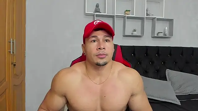 Snapshot of tyler_hank01 chatting on June 30, 2026, 6:42 pm tyler hank01 online show from June 30, 2026, 6:42 pm