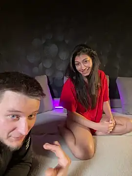 Snapshot of Kiscsillagg chatting on January 25, 2025, 3:09 pm Kiscsillagg online show from January 25, 2025, 3:09 pm