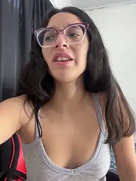 Ninnfa online show from March 17, 2025, 2:01 pm