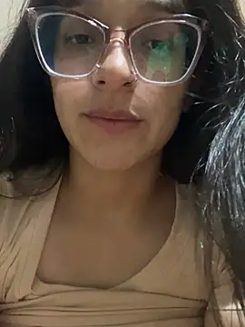 Ninnfa online show from April 22, 2026, 10:11 pm