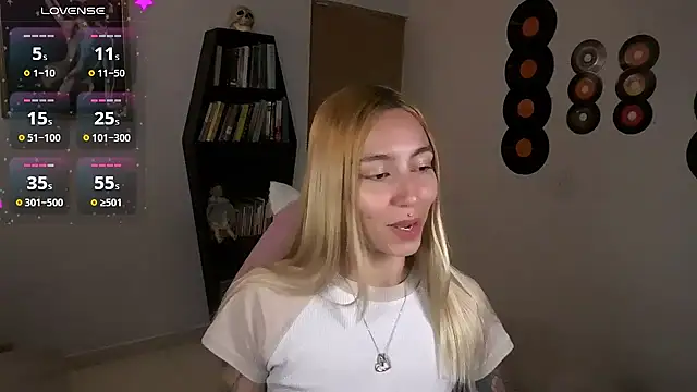 Saucy Jenn online show from October 12, 2025, 9:36 pm