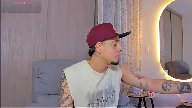 Snapshot of alejandro_calderon1 chatting on November 20, 2025, 3:50 am alejandro calderon1 online show from November 20, 2025, 3:50 am