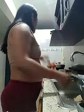 Snapshot of Hannah-grace chatting on December 20, 2024, 10:05 am Hannah-grace online show from December 20, 2024, 10:05 am