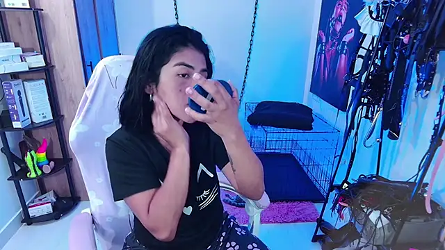 Hannah-grace online show from August 3, 2026, 11:26 am