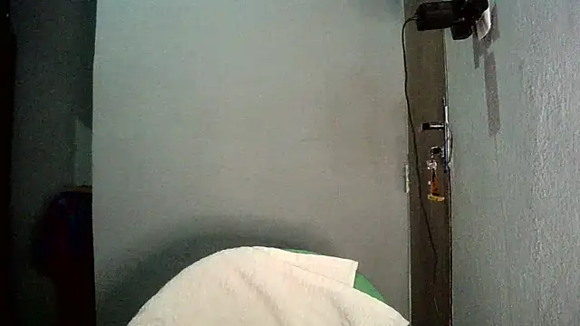 AlexiaDuucan online show from October 22, 2025, 12:22 am