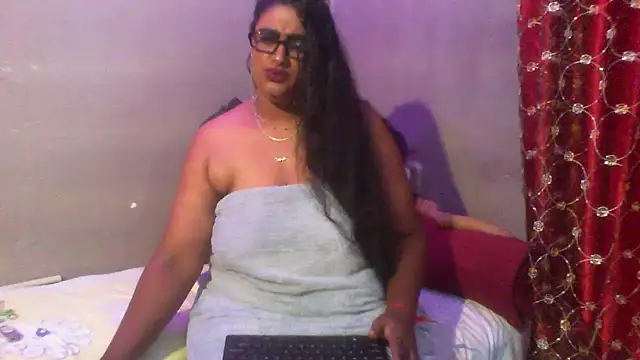 EROTICNAWTY2 online show from January 7, 2025, 7:10 am