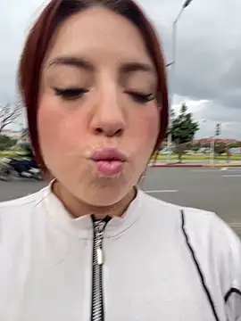 Sofhi a20 online show from September 17, 2025, 10:11 pm