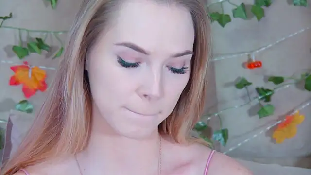 Snapshot of GentleRossi chatting on October 12, 2025, 9:36 pm GentleRossi online show from October 12, 2025, 9:36 pm