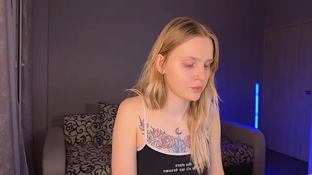 Chanel Gill online show from March 14, 2025, 2:53 am