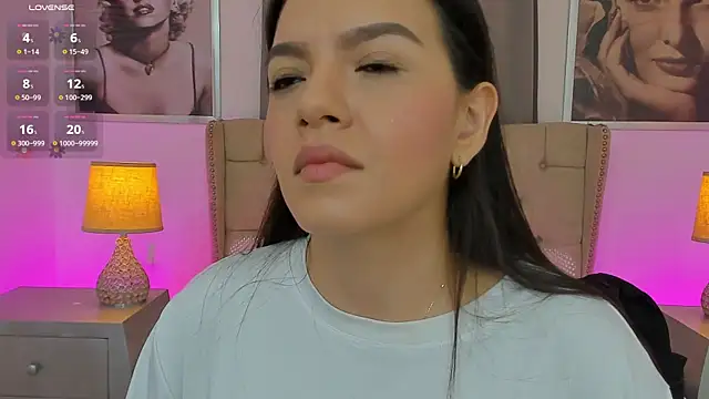 Snapshot of Beautyari_ chatting on June 5, 2026, 12:22 pm Beautyari online show from June 5, 2026, 12:22 pm