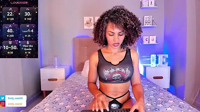 EmilyCoast-1 online show from September 15, 2025, 7:14 pm