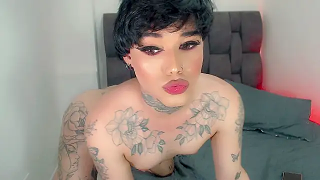 Snapshot of little_star_porn chatting on June 5, 2026, 6:52 am little star porn online show from June 5, 2026, 6:52 am