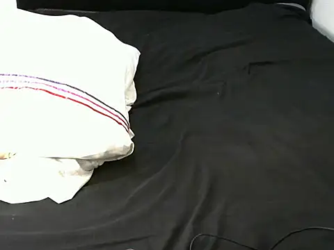 Sweettkendy online show from September 10, 2025, 7:52 am