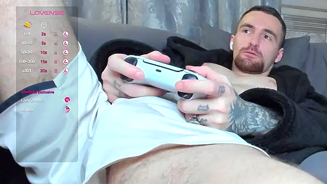 Snapshot of shottanshow chatting on December 17, 2025, 3:29 pm shottanshow online show from December 17, 2025, 3:29 pm