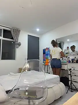 stormyy  online show from June 25, 2026, 12:32 am