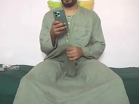 Snapshot of foxsanSs chatting on November 11, 2025, 11:10 am foxsanSs online show from November 11, 2025, 11:10 am