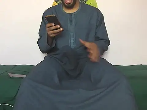 Snapshot of foxsanSs chatting on November 25, 2025, 12:49 pm foxsanSs online show from November 25, 2025, 12:49 pm