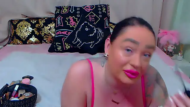 BustyVicky online show from February 10, 2025, 10:40 pm