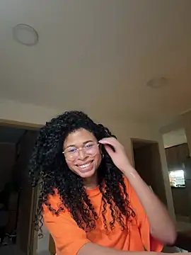 Snapshot of GabriSaenz chatting on January 16, 2025, 10:12 pm GabriSaenz online show from January 16, 2025, 10:12 pm