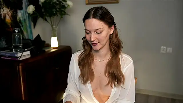 Snapshot of Special___ chatting on December 19, 2024, 6:23 pm Special online show from December 19, 2024, 6:23 pm