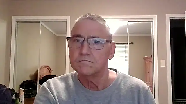 Snapshot of takeitall101 chatting on January 13, 2026, 3:28 pm takeitall101 online show from January 13, 2026, 3:28 pm