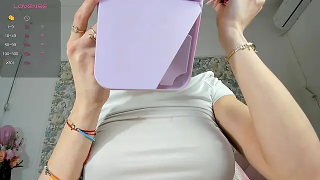 Snapshot of illegal_lorry chatting on March 23, 2025, 5:43 am illegal lorry online show from March 23, 2025, 5:43 am