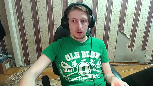 darienlarge online show from September 15, 2025, 7:25 pm