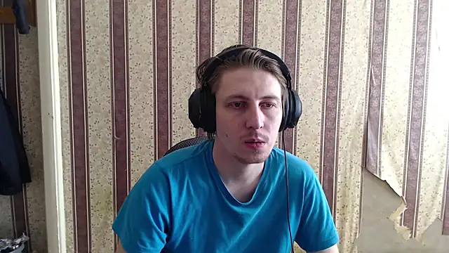 darienlarge online show from October 3, 2025, 11:29 am