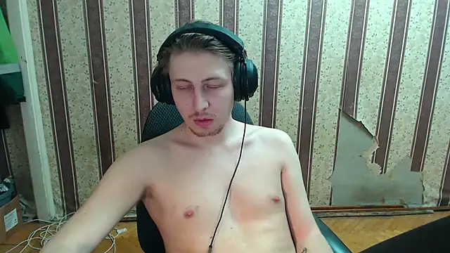 darienlarge online show from October 7, 2025, 5:21 pm