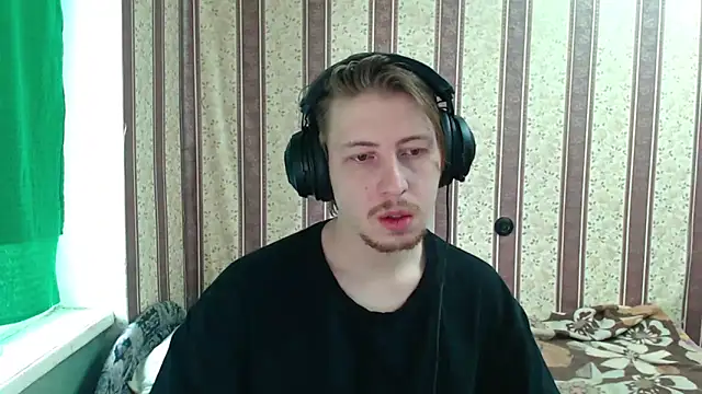 darienlarge online show from October 20, 2025, 9:21 am