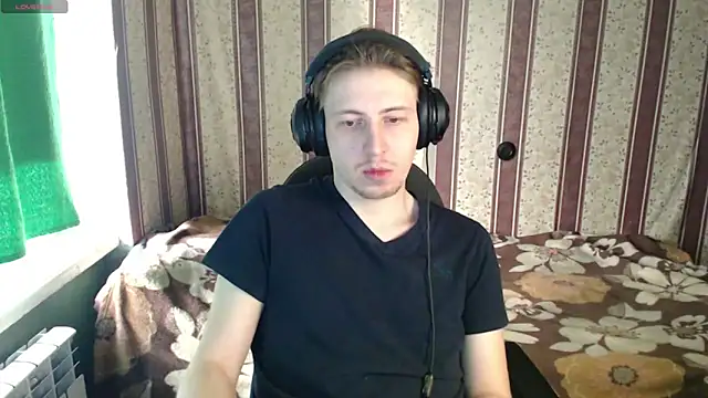 darienlarge online show from November 23, 2025, 8:58 am