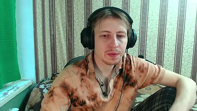 darienlarge online show from November 27, 2025, 10:39 am