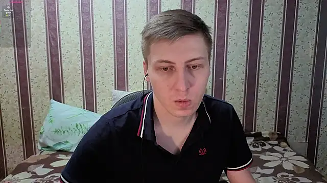 darienlarge online show from February 6, 2026, 2:05 am