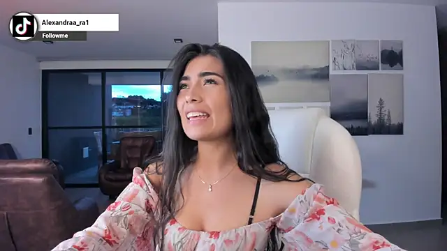 Alexandra ra online show from June 23, 2026, 11:14 pm