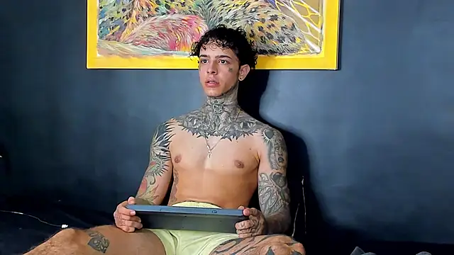 Snapshot of Aron_ford chatting on September 10, 2025, 11:32 am Aron ford online show from September 10, 2025, 11:32 am