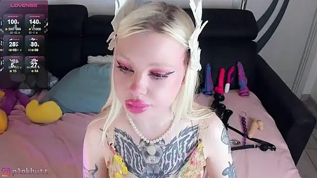 HelenGoat online show from December 20, 2024, 6:13 pm