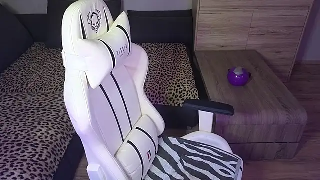 MolligSpielle online show from February 1, 2025, 3:52 am