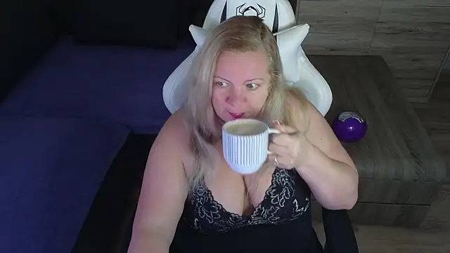 MolligSpielle online show from September 9, 2025, 8:25 am