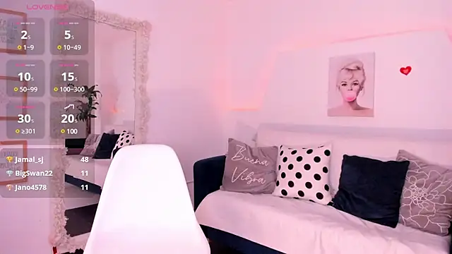 barbie es online show from March 12, 2025, 5:28 pm