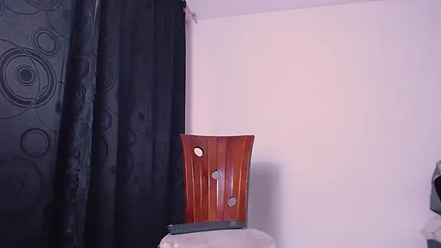 Snapshot of nicolstivens chatting on February 25, 2025, 10:07 pm nicolstivens online show from February 25, 2025, 10:07 pm