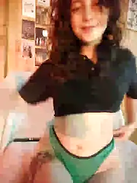 Snapshot of _Laary chatting on December 15, 2024, 9:09 pm Laary online show from December 15, 2024, 9:09 pm