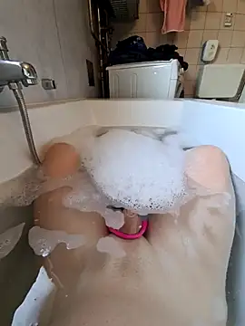 toeloverlive online show from October 20, 2025, 8:48 am